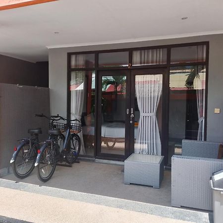 Tropica Gili Total Body Fit - Free Access Gym And Coworking Space Quần đảo Gili Ngoại thất bức ảnh