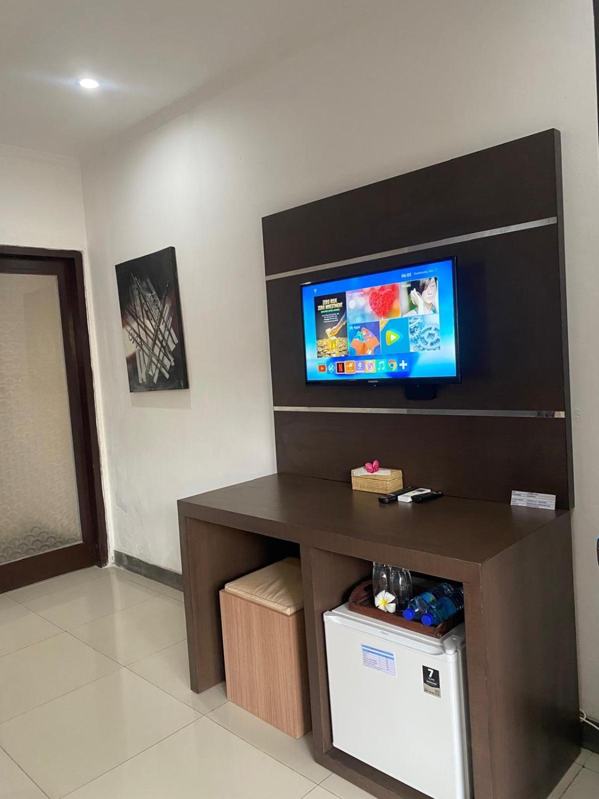 Tropica Gili Total Body Fit - Free Access Gym And Coworking Space Quần đảo Gili Ngoại thất bức ảnh