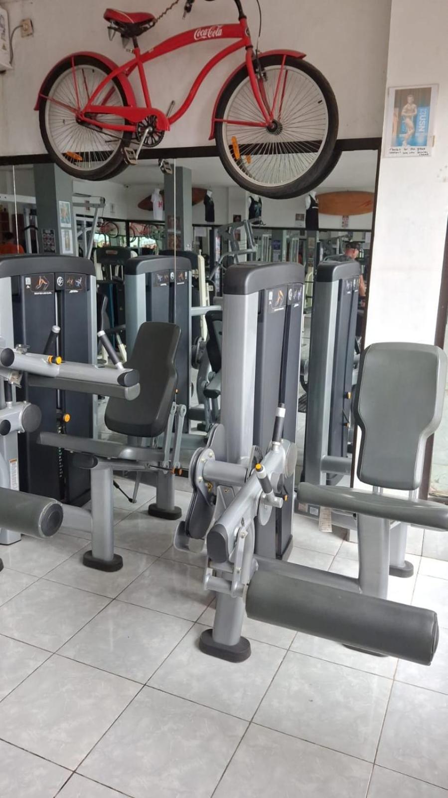 Tropica Gili Total Body Fit - Free Access Gym And Coworking Space Quần đảo Gili Ngoại thất bức ảnh